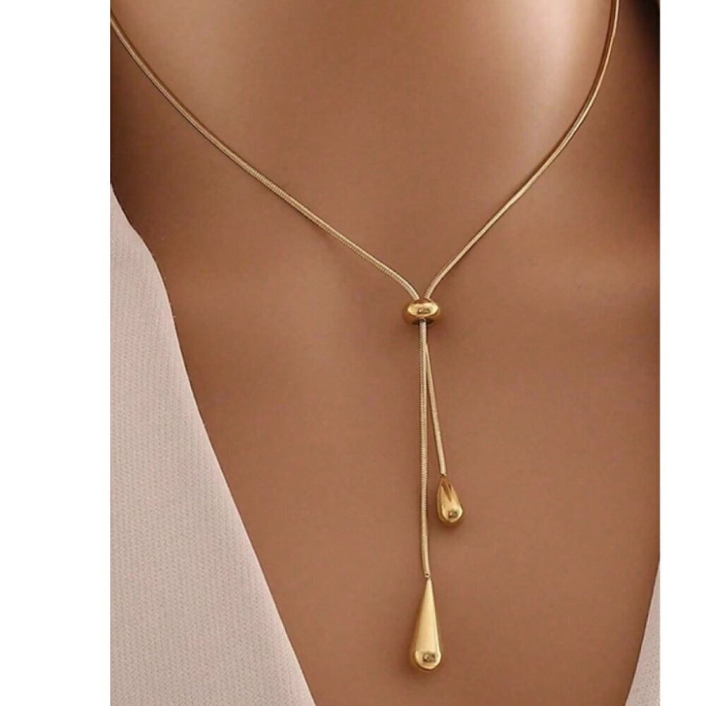 Adjustable Teardrop Lariat Necklace | 18K Gold Filled